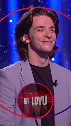 Tomáš Weber má s herectvím našlápnuto! Bude z něj nový Marek Vašut? 😄 Vánoční speciál Na lovu už dnes v 18 hodin na Nově. 🎄📺 #nalovu | TV Nova