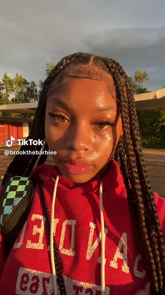 Brooke😍 ⋆ ˚｡⋆୨୧˚ (@brookthebarbiee)’s videos with original sound - Bri3