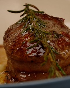 795K views · 9.1K reactions | That filet mignon is absolutely magnificent 數 | FOODbible | Facebook