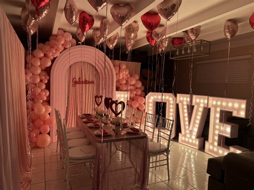 Galentines Decoration💕👑 @Ccynthia.Sancchez Wood props by All wood Creations Sawc #galentinesday #galentinesparty #valentinesdaygift #galentinespartyideas #princessprojectdecor