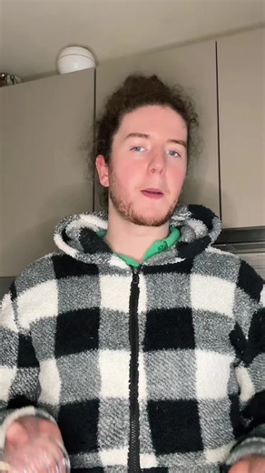 Hoe toon je aan dat je met katten leeft, zonder te zeggen dat je met katten leeft! #catdad #action #dutch #herkenbaar