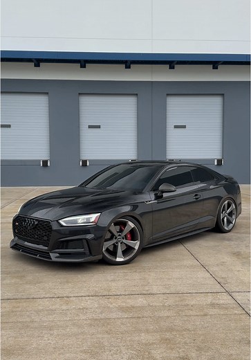 Audi S5 e RS5: Performance e Estilo Sem Igual