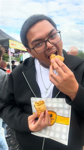 My first time trying 🇸🇬 Singaporean Street Food with Old Chang Kee
