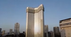 Watch the Japanese Demolish a Building from the Bottom Up