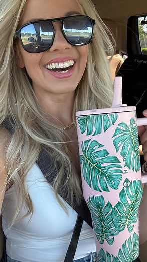 2.1M views · 13K reactions | Do you still do this too?!? She’s forever getting all the updates  BUT FR, what a privilege it is to still be able to do it 﫶 | Bonnie Engle | Facebook