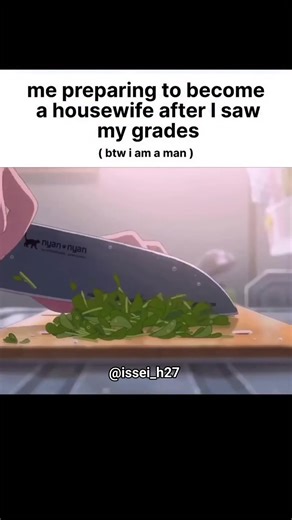 In the 2017 Champions League final between Real Madrid and Juventus in Cardiff, Cristiano Ronaldo scored a stunning goal that became one of the highlights of the match. In the 20th minute, Dani Carvajal delivered a cross from the right flank, and Ronaldo, positioned at the far post, controlled the ball with his left foot before volleying it past Juventus goalkeeper Gianluigi Buffon with his right foot. The strike was impressive not just for its technical execution, but also for the speed and pre