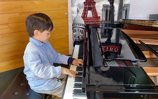 马艺倬（6岁）演奏《Invention No.14 in B—flat Major, BWV 785》（巴赫二部创意曲第14首）