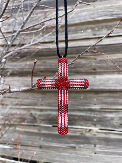 Beaded Cross Pattern 5 Round Seed Beads, 1/4" Dowel. Evencounttubularpeyotestitch, Red, Gray, Silver, White. PDF. Rearview Mirror Hanger. - Etsy