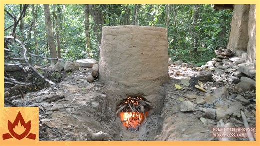Building a simple kiln and firing pottery with termite clay