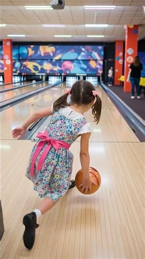 【Kids Love It!】Anpan Ball Rolling Adventure 🔴アンパンボールが世界の街をコロコロ大冒険！#アンパンマン #Anpanman #marble