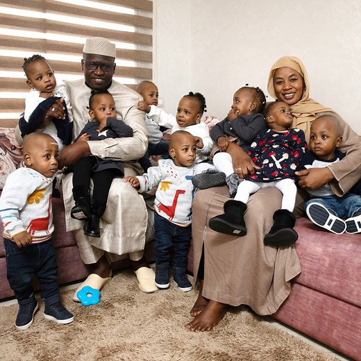 "Having nine babies requires a lot of attention!" They're the world's first surviving nonuplets - meet the miracle babies from Mali. With thanks to Groupe Akdital - مجموعة أكديطال Clinique Ain Borja Casablanca, Morocco | Guinness World Records