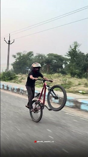 Flamingo 🔥😎 #viral #stunt #mtb #cycle #vlog #trending #cyclestunt #ride #mtbreview #shorts