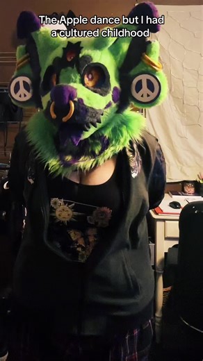 BAB SEED BAB SEED 🍎!! #mlp #babseed #appledance #furry #fursuit #jackkal #alien