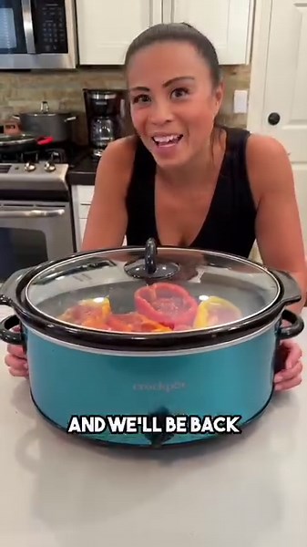 Hearty stuffed peppers made easy in the crockpot