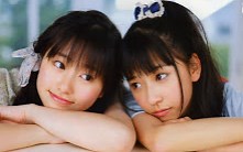 【桃色幸运草】Chu→Boh vol.38表紙(玉井诗织・佐佐木彩夏)