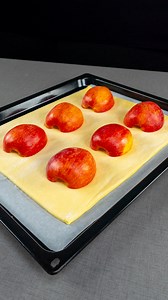 805K views · 6.9K reactions | Desert in 5 minute! Doar foietaj si mere Ingrediente: aluat foietaj: 800 g ouă: 2 buc zahăr pudră: 20 g scorțișoară: 2 g mere roșii: 3 buc miez de nuci: 80 g ouă: 1 buc | Savuros.TV | Facebook