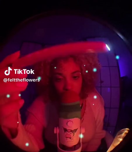 relaxation instructions with light trigger ☮️🫶🏻 #asmr #asmrlighttriggers #lighttriggers #personalattentionasmr