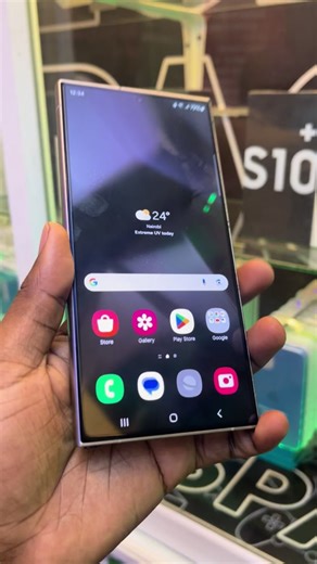 🔥 Unbeatable Deal Alert! 🔥 Get the Samsung S24 Ultra for only KES 125,000! Limited time only—don’t miss out! 😎 #techy_space #SamsungS24Ultra #LimitedOffer #NakuruDeals #s24ultra #zoom