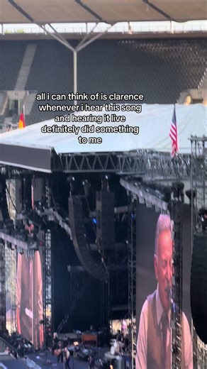 oh clarence ☹️☹️ #brucespringsteen #foryoupagе #foryou #fyp #viral #concert