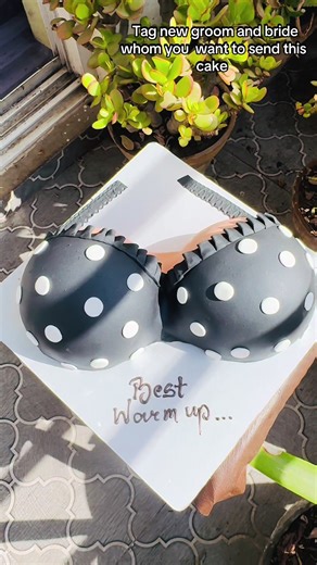 Send a Cake to the Newlyweds Today