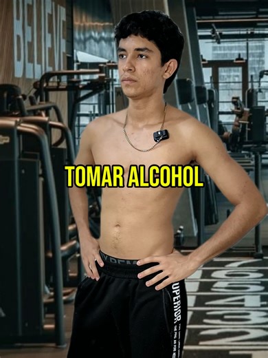 Si buscas consejos fitness… definitivamente no soy el ejemplo #humor #juandaromero #fitness #entrenamiento #entrenamientoencasa #flexionesdepecho #creadordecontenido #gymtok #gym #gymmotivation #contenido #disciplinadiaria #calistenia #parademanos #handstand