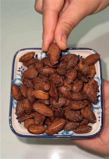 Air Fryer'da Tatlı Bademler: Bağımlılık Yapacak Lezzet