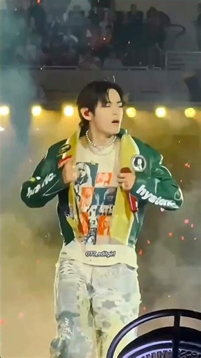 BTS. v Kim Taehyung....#btscomeback #btsarmyforever #btsvlog