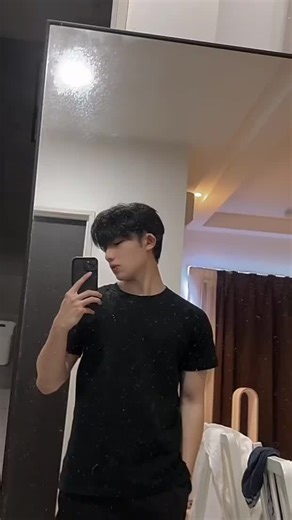 Korean Boy Style: Ulzzang Fashion and Fitness