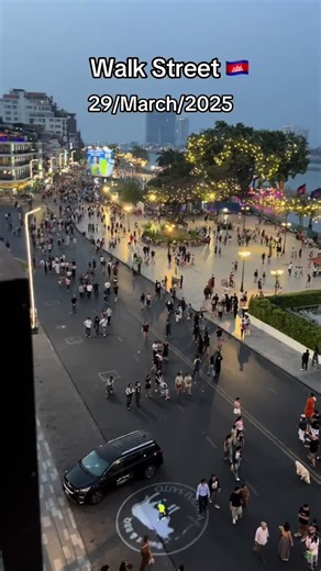 Explore Walk Street in Cambodia: A Local Experience