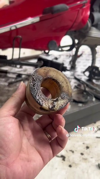 Ae mua và sửa chữa vespa tìm shop uy tín nha. ghé qua vespa HN nhà e lựa xe đi ạ #vespasprint #vespahanoi #vespacu #piaggio #xedep #vespasaigon #xuhuong #sprint #xemaycuhanoi #thinhhanh #xeluot #xedovietnam #hottrend #xecugiare #vespagiatot #xemaydaihung #anthuyen🗽 #tiktok #vespaquangninh #veépahanoi