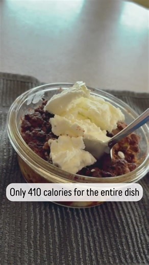 The Easiest 20-Minute Personal Apple Crumble