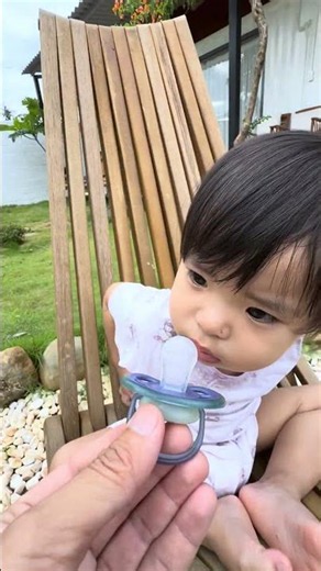 LNS - Ti giả là của ai || Whose pacifier is it? #shorts