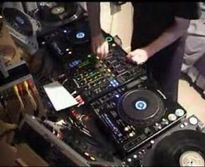 Dj Cotts Live On Happyhardcore.com Radio 3-OCT-07 Pt1