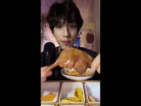 🔴 LIVE: Quiet Chinese Guy Eating & Whisper ASMR, Calm Home Meal | Cozy Mukbang Relax Vibes