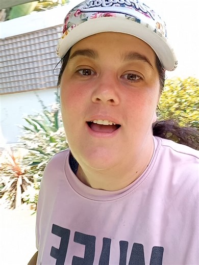 Short answer? No—but it can feel hard at the beginning. Real answer? Digital marketing is a SKILL, not a talent. And skills get easier fast once you know what actually matters. Here’s the truth most people won’t tell you 👇 Digital marketing isn’t hard because it’s complicated. It feels hard because of overwhelm, self-doubt, and too much noise online. What makes people think it’s hard: Trying to learn everything at once Comparing themselves to people 3 years ahead Overthinking content instead of