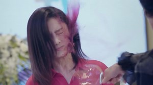 2.8M views · 24K reactions | Cinderella was slapped in the face by her mother-in-law splashing red wine, and the CEO rushed out to protect her wife!類 灰姑娘被婆婆泼红酒扇耳光，总裁冲出护妻！ Drama：The Fox's Summer 拾Come to watch and find your pick ! #狐狸的夏天 #TheFoxsSummer | C Drama Camp | Facebook