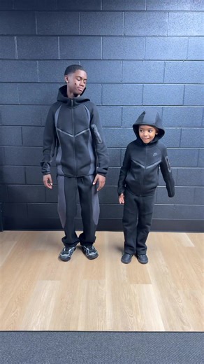 Twin TECHS ‼️ #viral #fyp #blowthisup #trend | nike tech pants