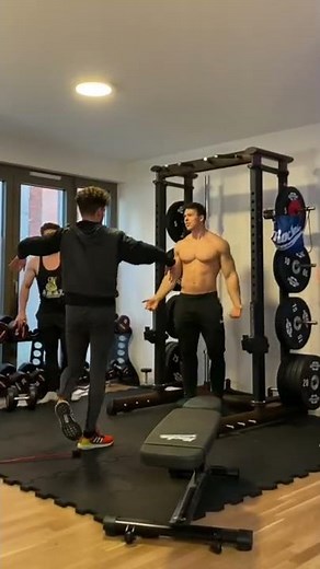 Biggest Chest from Germany