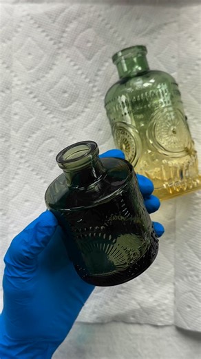 I love turning glass bottles into works of art! It’s such a satisfying process. You can find most of the supplies I used for these in my Amazon storefront in the Altered Bottle idea gallery at: www.Amazon.com/shop/thevintageangel #alteredart #bottleart #crafttutorial #chalkpainting | The Vintage Angel