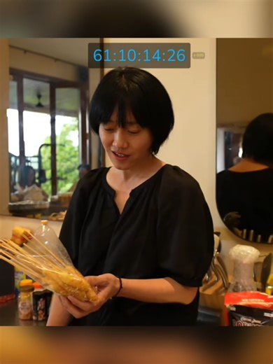 Ria SW dan Mukbang Telur Gulung di Marapthon Season 3