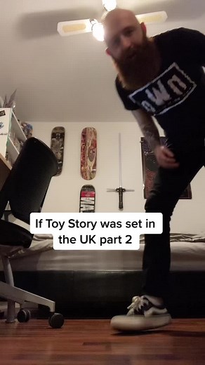 #fyp #foryou #foryoupage #xyzbca #viral #trending #ukcomedy #comedy #fypp #CloseYourRings #HowDoYouHUGO