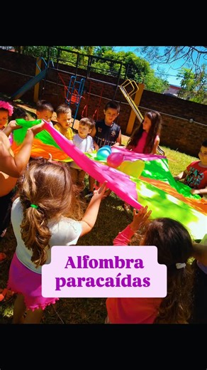 Elmerdidacticos on Instagram: "Alfombra paracaídas Confeccionado con tela silver y/o sire, tela impermeable y resistente La podes conseguir en 2 medidas: 👉 2 m. De diámetro 👉 3 m. De diámetro Un material que sirve para hacer una gran variedad de juegos, ambientar espacios, delimitar lugares etc. Conseguila a un precio inmejorable ‼️‼️ HASTA EL 22/01"