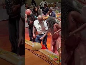 Danse mapoka originel par Flora Zaki