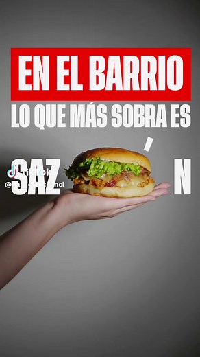Descubre el Sazón de Barrio Chicken