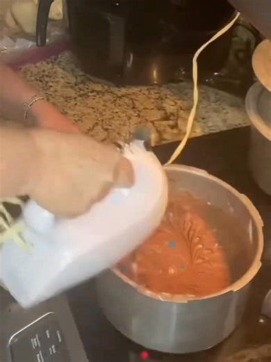 It’s not too early to start your holiday candy making!! Fudge is one of the best candies to freeze- make ahead, layer with wax paper, and thaw when needed. Make it easier on yourself!! #dogoodsharewithothers #fudge #droppedfudge #holidayseason #easyfudge | SugarRebel2