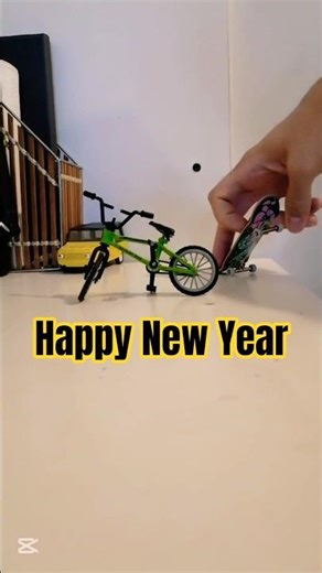 I found a bike #fingerboard #fingerbike #fingerbmx