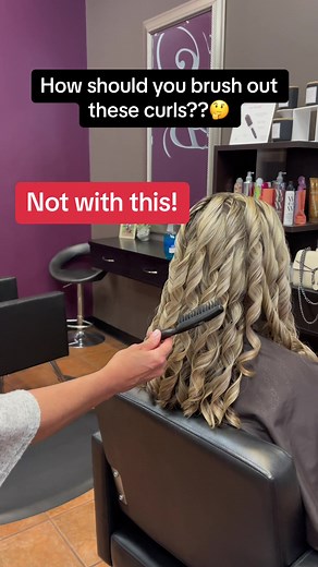 Best Wide Tooth Comb for Curly and Wavy Hair | Hair Stylist Tips