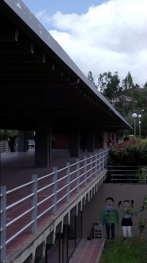 Escuela del Milenio Paiguara - Durán Hermida