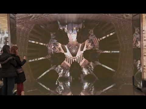 バルセロナ ガウディ建築、カサバトリョでの映像