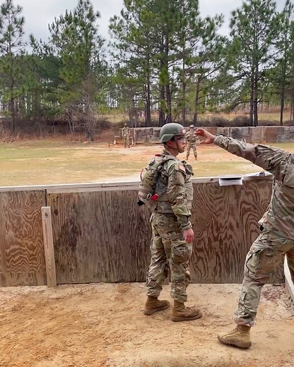 Want to throw a grenade the right way? High Physical Demand Tasks (HPDT) testing teaches technical skills of all sorts. Sound like your kind of challenge? | GoArmy